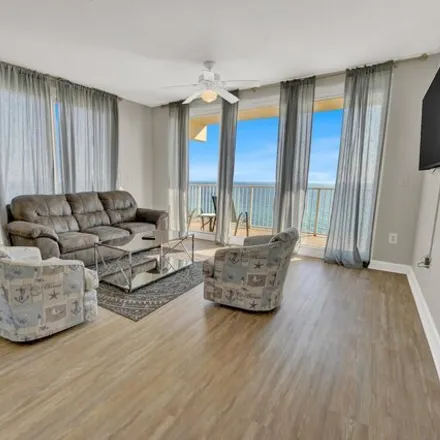 Buy this 3 bed condo on Pineapple Willy's in 9875 South Thomas Drive, West Panama City Beach