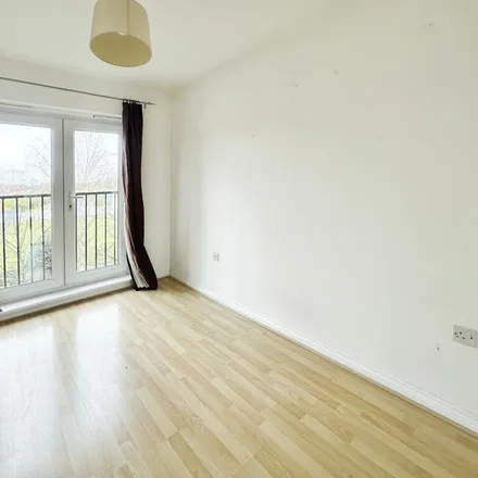 Rent this 2 bed apartment on The Avenue in Darlaston, WS10 8NZ