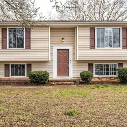 Buy this 3 bed house on 15811 Tinsberry Place in Tinsberry Trace, Chesterfield County