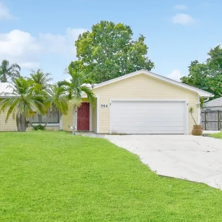 Buy this 2 bed house on 2102 Southwest Susset Lane in Port Saint Lucie, FL 34953