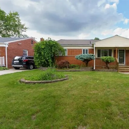Rent this 3 bed house on 3522 W Webster Rd in Royal Oak, Michigan