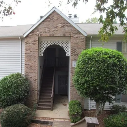 Buy this 2 bed condo on Old Rosebud Court in Clemmons, NC 27102