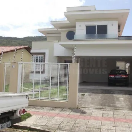 Rent this 3 bed house on Rua Itamirim in Itacorubi, Florianópolis - SC