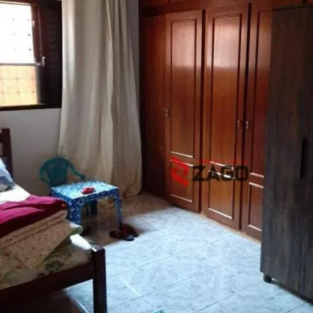 Buy this 4 bed house on Rua Joaquim Gomes Caiado in Costa Teles I, Uberaba - MG