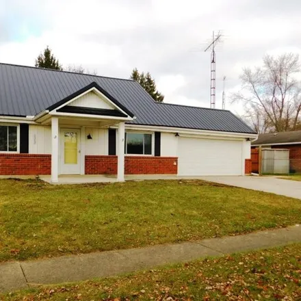 Buy this 4 bed house on 1314 Riverbend Boulevard in Sidney, OH 45365