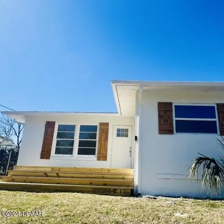 Buy this 3 bed house on 1815 North Oleander Avenue in Ortona, Daytona Beach