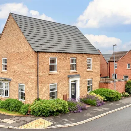 Rent this 4 bed house on Mountain Ash Crescent in West Bridgford, NG12 4GS