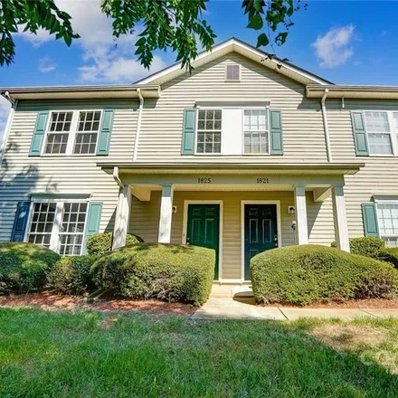 Buy this 2 bed condo on 3922 Mohawk Court in Charlotte, NC 28215