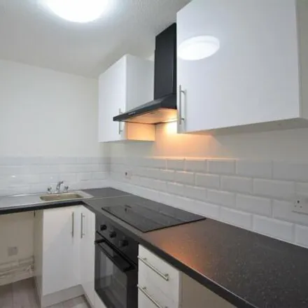 Image 4 - Moorfield Chase, Farnworth, BL4 9DW, United Kingdom - Apartment for rent