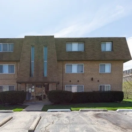 Buy this 2 bed condo on unnamed road in Chicago Ridge, IL 60482
