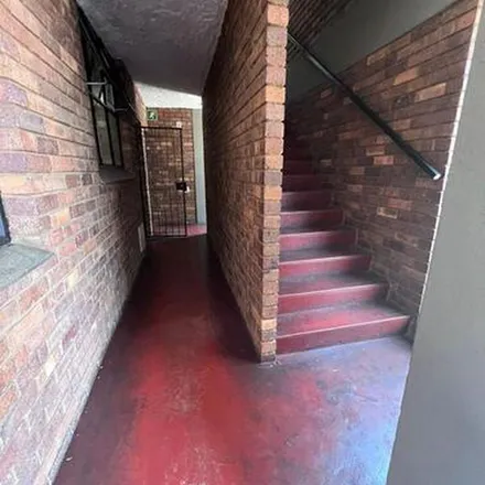 Image 3 - 93 Bourke Street, Lukasrand, Pretoria, 0002, South Africa - Apartment for rent