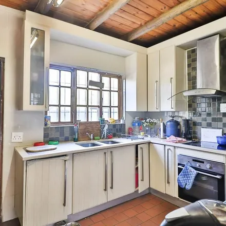 Image 2 - Faraday Road, Sunninghill, Sandton, 2157, South Africa - Apartment for rent