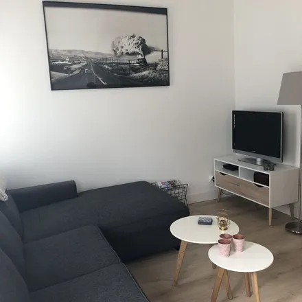 Rent this 2 bed apartment on PLUS in Adriaen van Ostadelaan 40, 3583 AJ Utrecht