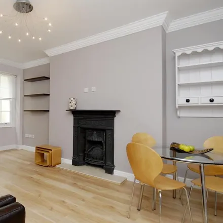Rent this 1 bed apartment on 39 Kensington Park Gardens in London, W11 2QT