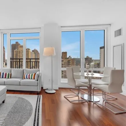 Image 3 - 45 Park Ave Apt 2104, New York, 10016 - Condo for sale