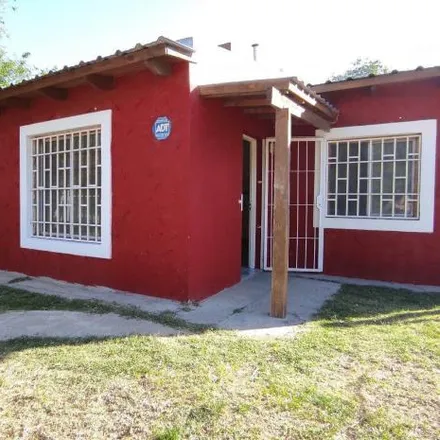 Buy this 2 bed house on Poeta Guiñazu in Villa Bustos, Santa María