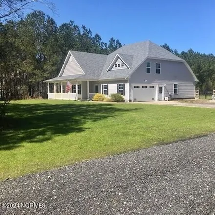 Rent this 4 bed house on Guinea Road in Currituck County, NC 27958