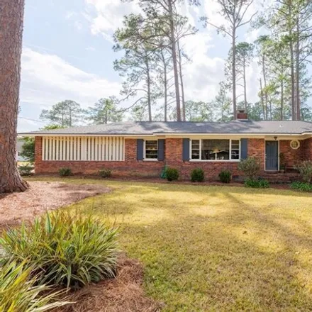 Buy this 3 bed house on 428 West Cranford Avenue in Valdosta, GA 31602