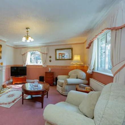 Image 4 - Denby Dale, Wigston, LE18 3PT, United Kingdom - House for sale