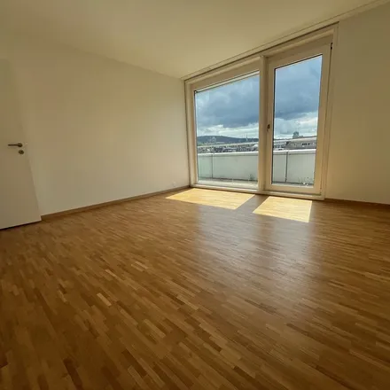 Rent this 4 bed apartment on Kasernenstrasse 77 in 8004 Zurich, Switzerland