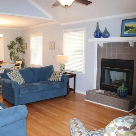 Rent this 3 bed house on Isle of Palms in SC, 29451