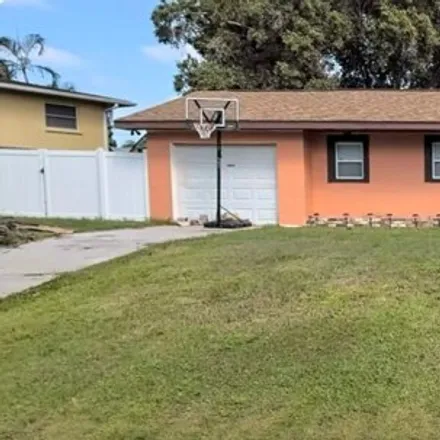 Rent this 3 bed house on Testing and Remediation Center/Rivendell Academy in 82nd Avenue, Pinellas County