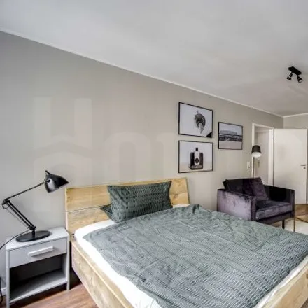 Rent this 2 bed apartment on Jablonskistraße 24 in 10405 Berlin, Germany