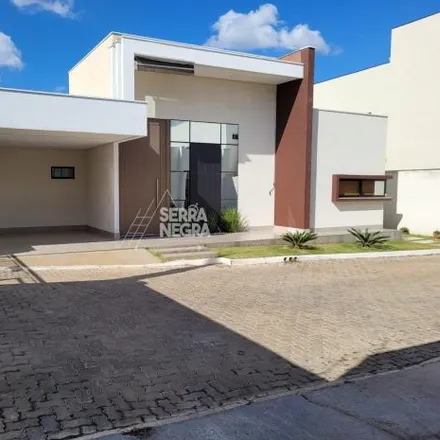 Buy this 3 bed house on unnamed road in Colônia Agrícola Samambaia, Vicente Pires - Federal District