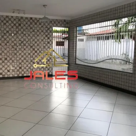 Buy this 3 bed house on Rua Doutor Lauro Pinto in Candelária, Natal - RN