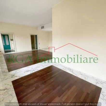 Image 7 - 10, Viale Roma, 24112 Bergamo BG, Italy - Apartment for rent
