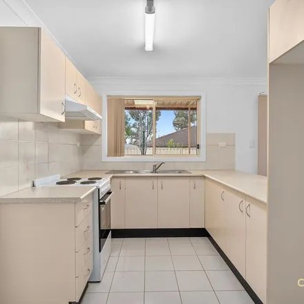 Image 7 - Eva Avenue, Green Valley NSW 2168, Australia - Apartment for rent