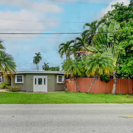 Rent this 3 bed house on 222 n 13th Ave