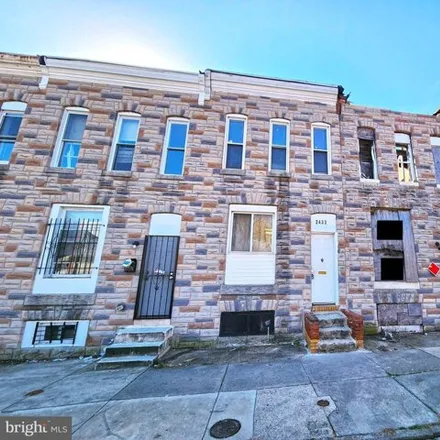 Image 1 - 2433 East Hoffman Street, Baltimore, MD 21213, USA - Townhouse for sale