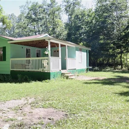 Buy this 2 bed house on 136 Dillingham Road in Barnardsville, Buncombe County