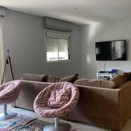 Rent this 3 bed apartment on Avenida Sylvio Honório Álvares Penteado in Alphaville, Barueri - SP