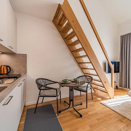 Image 8 - Lorscher Straße 16, 60489 Frankfurt, Germany - Apartment for rent