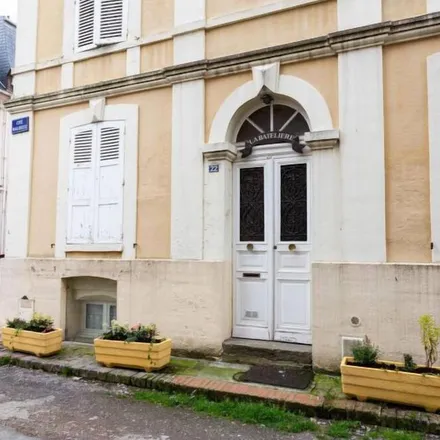Image 9 - Trouville - Deauville, Rue Auguste Decaens, 14800 Deauville, France - Apartment for rent