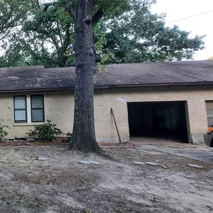 Buy this 3 bed house on 205 Donna Street in Oil City, Caddo Parish
