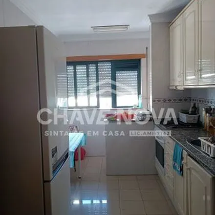 Image 2 - unnamed road, 4250-482 Porto, Portugal - Apartment for rent