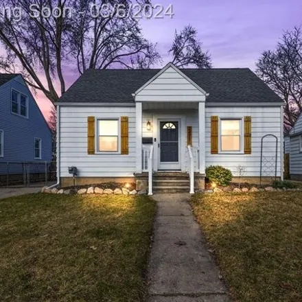 Buy this 3 bed house on 2471 Coy Street in Ferndale, MI 48220