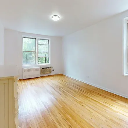 Rent this 1 bed apartment on 2601 Netherland Avenue in New York, NY 10463