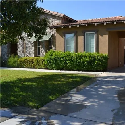 Image 3 - 275 Monument Pkwy, Perris, California, 92570 - House for rent