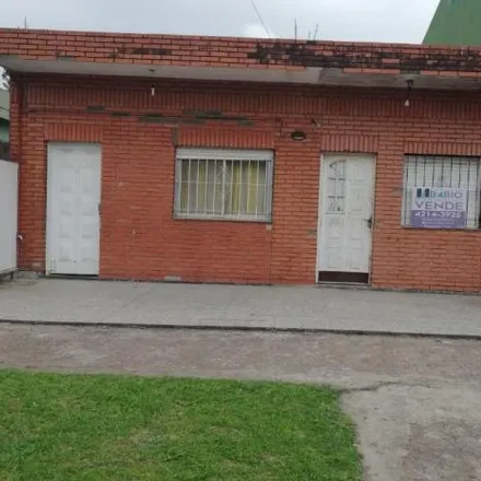 Buy this 2 bed house on Conscripto Bernardi 3149 in José Mármol, Argentina