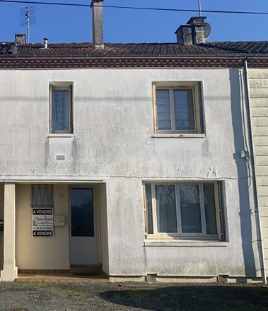 Buy this 3 bed townhouse on 27 Avenue de la Bastide in 24500 Eymet, France