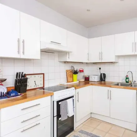 Rent this 2 bed apartment on London in SE1 6NX, United Kingdom