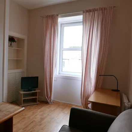 Image 2 - 8 Wardlaw Street, City of Edinburgh, EH11 2NX, United Kingdom - Apartment for rent