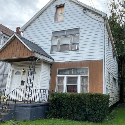 Buy this 4 bed duplex on 530 East 21st Street in Federal Hill, Erie