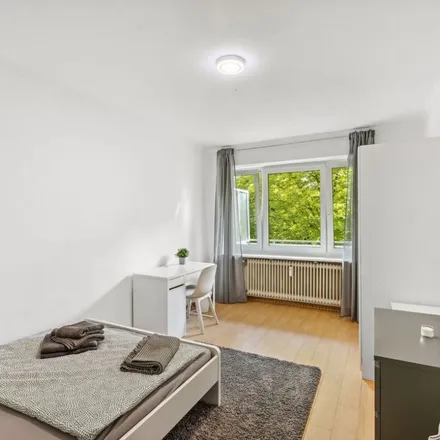 Rent this 1 bed apartment on Bremer Straße 107 in 21073 Hamburg, Germany