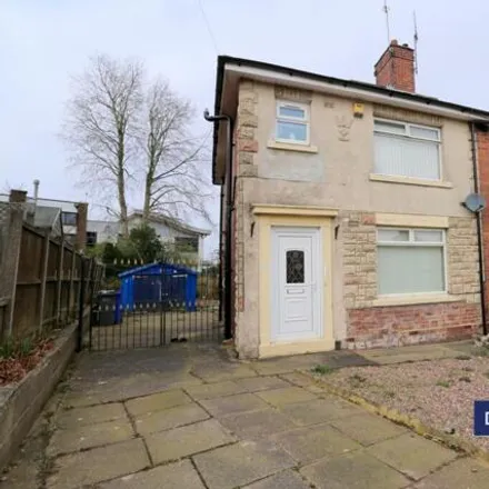 Rent this 3 bed duplex on Grangewood Road in Longton, ST3 7BA