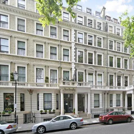 Image 8 - 9 Ashburn Gardens, London, SW7 4DP, United Kingdom - Apartment for rent